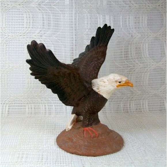 Handmade Ceramic Eagle with Wings Out Figurine, Eagle Statue, Eagle Lover Gift - Picture 2 of 7